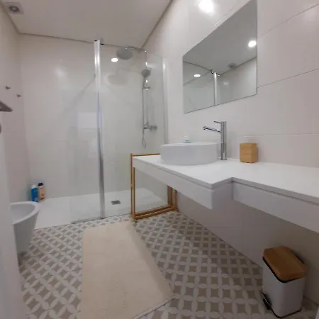 Lovely Home, Wifi, Jardim Armacao de Pera