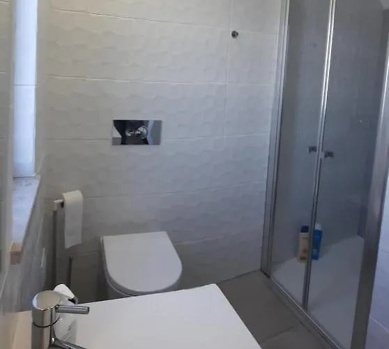 Lovely Home, Wifi, Jardim