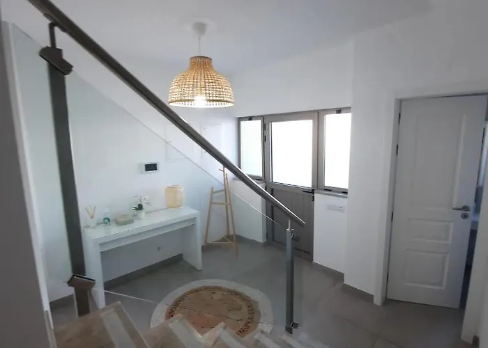 Villa Lovely Home, Wifi, Jardim Armação de Pêra