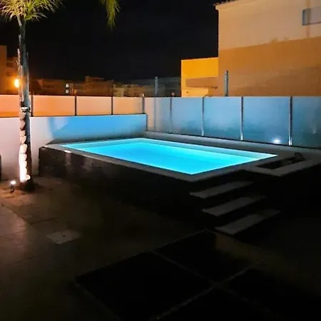 Villa Lovely Home, Wifi, Jardim Armação de Pêra